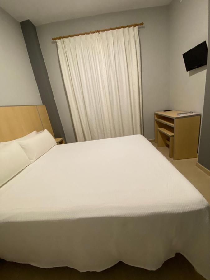 Hostal Manuela Punta Umbría Εξωτερικό φωτογραφία